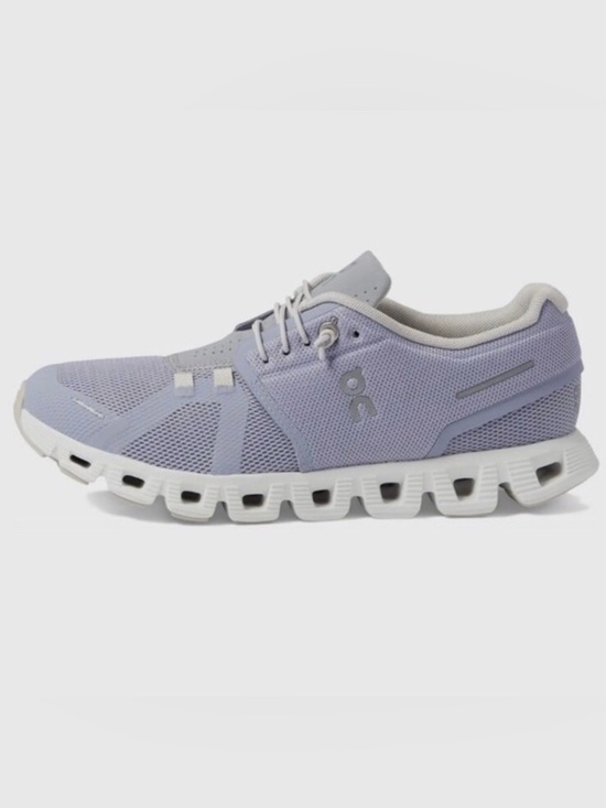 On Clouds Shoes - On Cloudrunning On 6 Lifestyle Shoe in Light Lavender 9.5